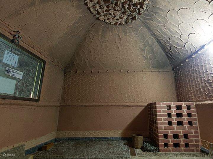 Kamar tanah liat merah