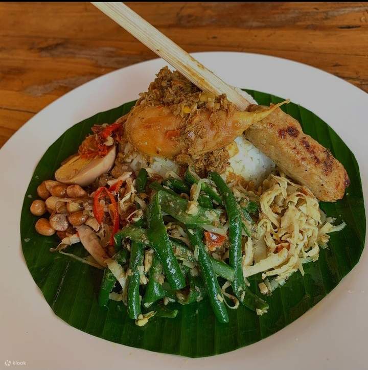 Bali Street Food Walking Tour and Gianyar, Bangli, Denpasar Food Tour