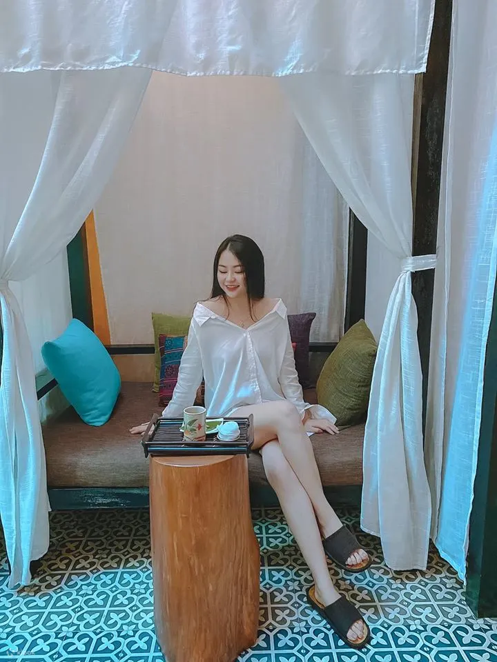 接待处的女孩