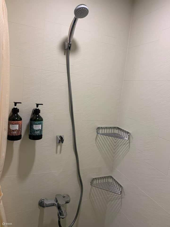 Campeggio a Hsinchu｜Tenuta Shi Jie｜Esperienza di Glamping di Lusso in Camper