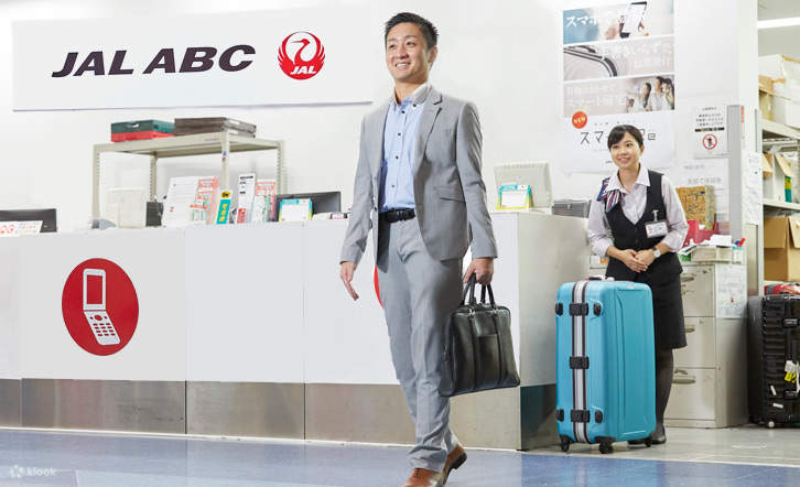 LUGGAGE FREE TRAVEL Kansai Airport to Osaka with Universal