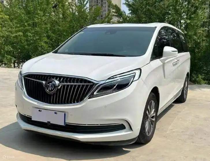 Tur Sehari Penuh dengan Mobil Carter di Sanya