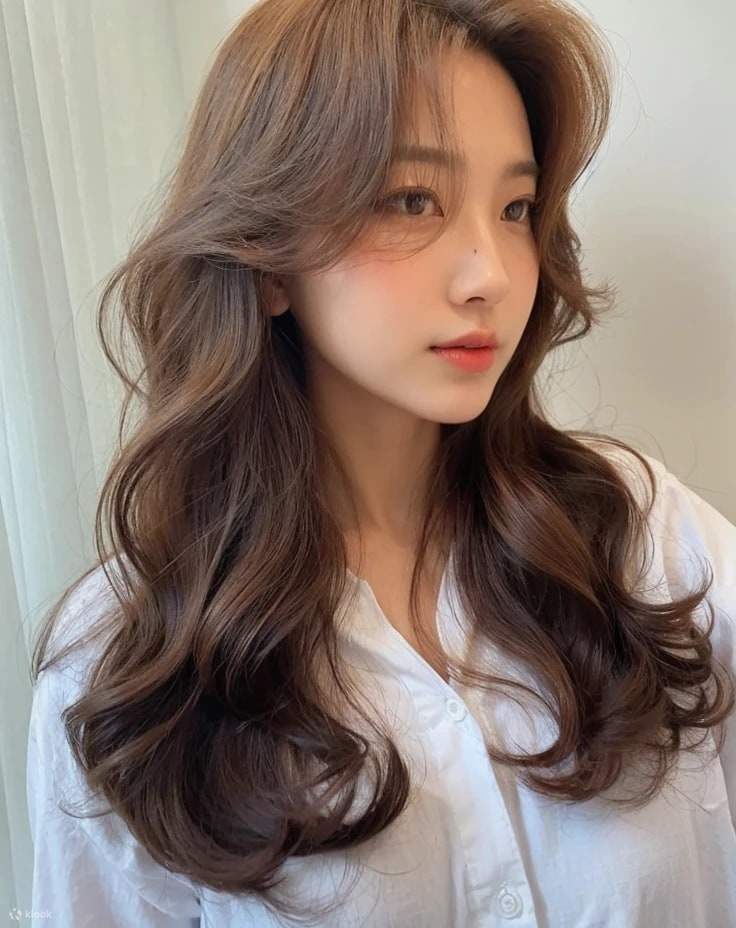 Если вы хотите попробовать новый стиль изображения, попробуйте в Style Floor!