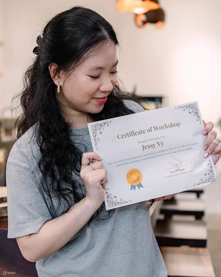 Laboratorio sul caffè all'uovo vietnamita: storia, cultura e arte