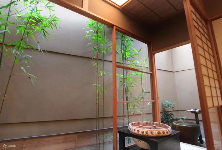 interior of Gion Suetomo in Higashiyama 