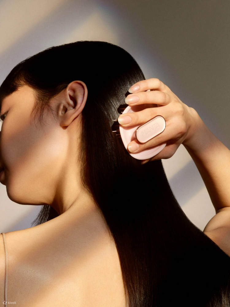 В него также входит шампунь и укладка для безупречного завершения образа.
Наши опытные дизайнеры, которые создают образы знаменитостям для популярных программ, таких как рекламные ролики, драмы, развлекательные шоу и фильмы, предлагают высочайший уровень 