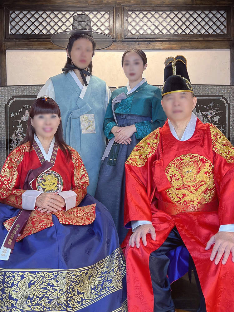 ชุดฮันบกให้เช่า Haeon Hanbok ที่ถนนแฮรีดันกิล, ปูซาน