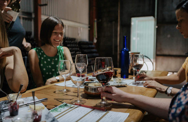 calais Estate Wine tasting hunter valley