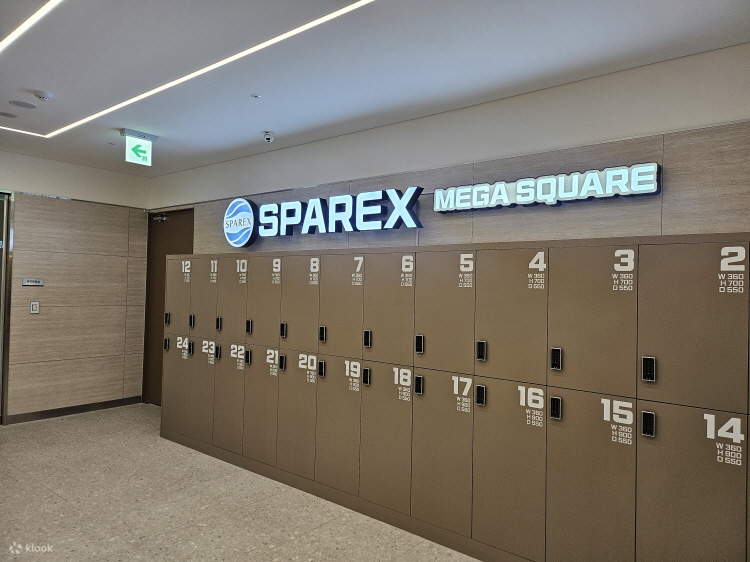 東廟SPAREX是一家融合了傳統韓式汗蒸幕和現代設計元素的地方，位於鍾路中心，就在東廟站前。