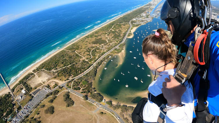 กระโดดร่มตีคู่โกลด์โคสต์