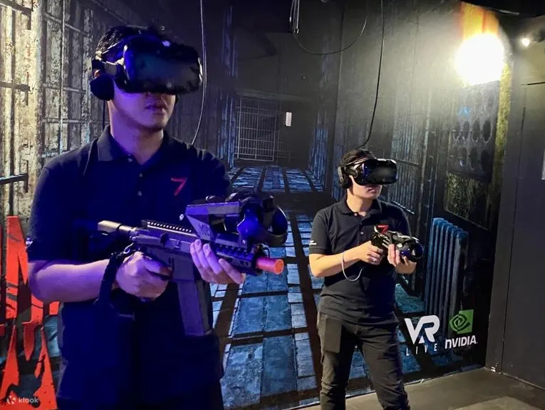 VR射击游戏