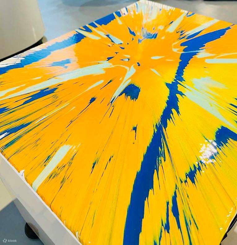 Aura Art, The Orbit Spin Art - Klook