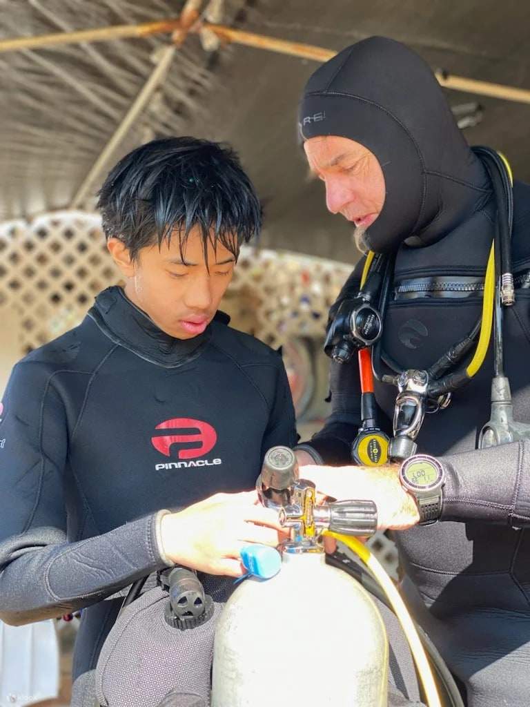 Santa Monica Adventure: Nitrox Dry Course with PADI 5* Dive Center