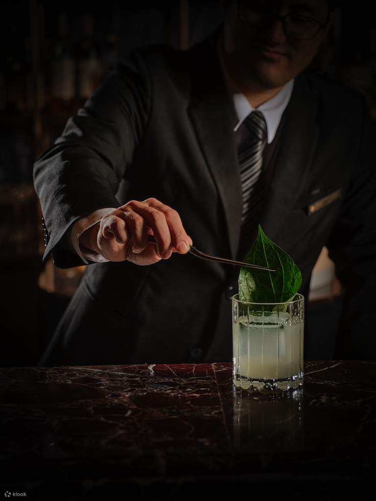 Rogues Bar di InterContinental Bangkok Sukhumvit