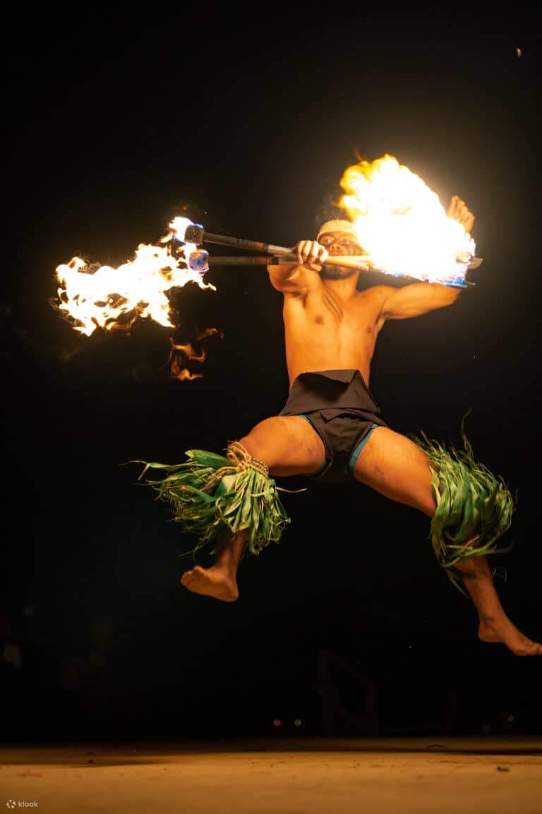 Mauka Warriors Luau - Oahu, Hawái
