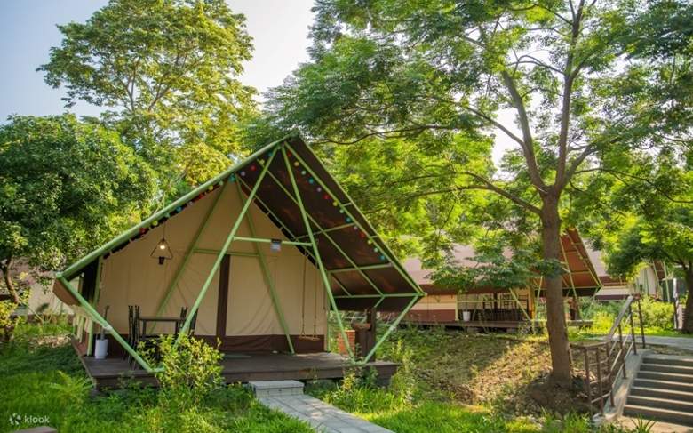 清水那坊温泉高級キャンプ場