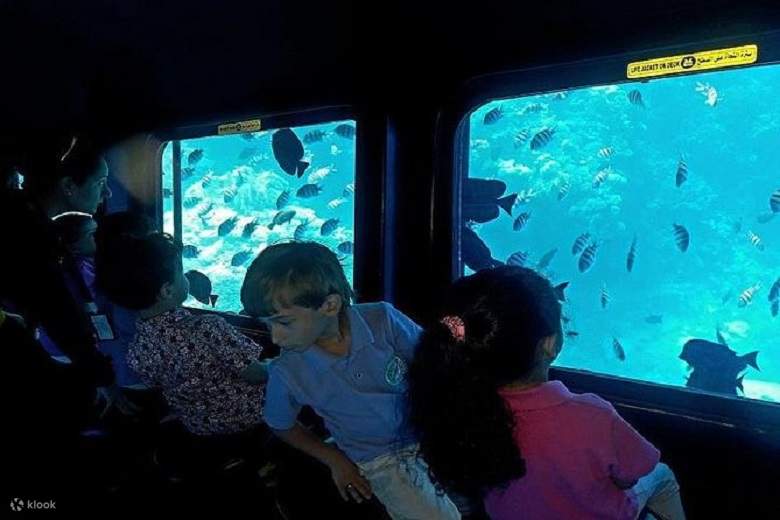 Perjalanan Laut Separuh Kapal Selam Dengan Pemindahan - Sharm el sheikh