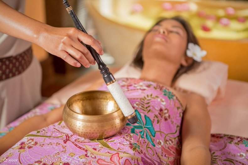 interiores del spa Burasari