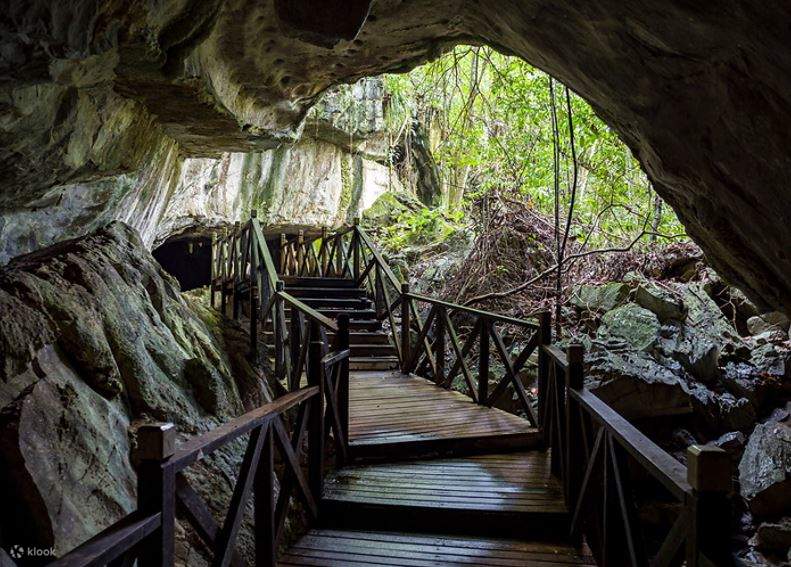 Avventura di speleologia a Kuching, Sarawak