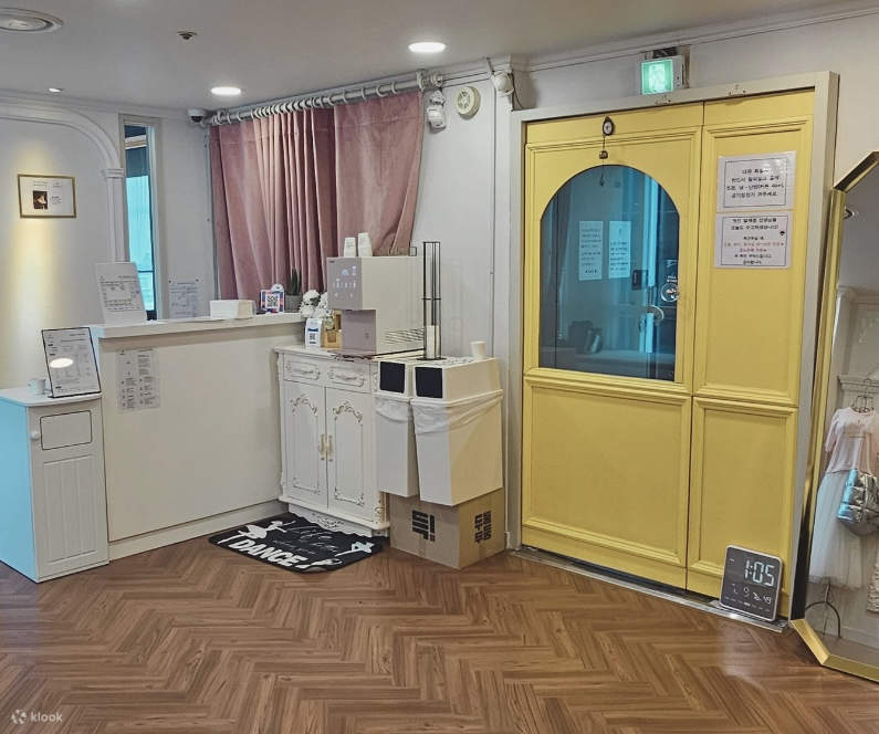 언제든지 편리하게 사용하실 수 있도록 정수기가 마련되어 있습니다.