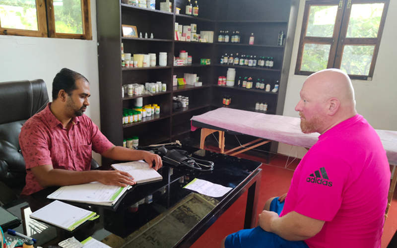 Ritrovo Panchakarma in India 14 giorni, camera condivisa in un bungalow