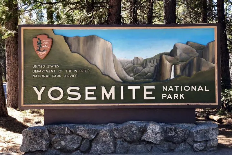 Yosemite signboard