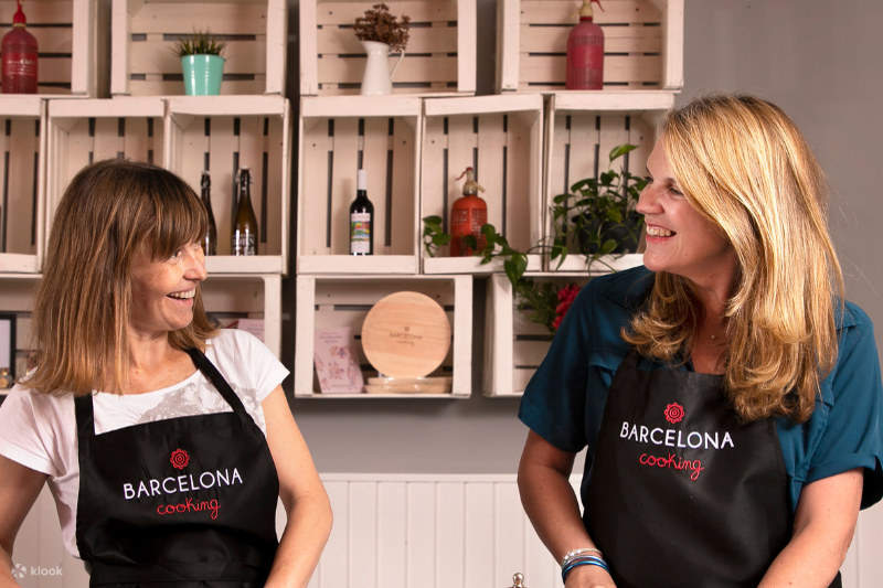 帶領參加者學習傳統西班牙小點食譜