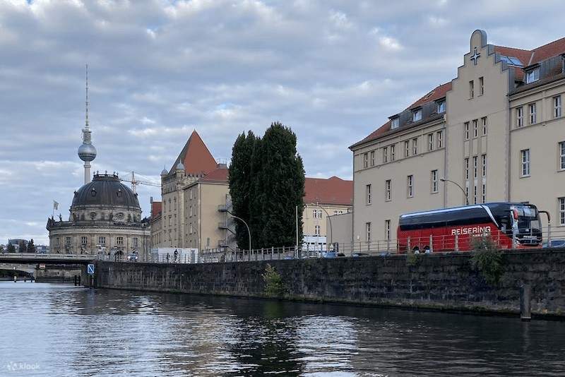 Dinner Cruise in Berlin