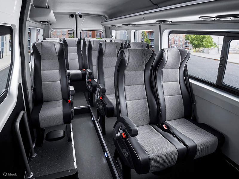 Mini-Bus (12 Personen) Charter-Service in Seoul (Japanischsprachiger Fahrer mit lizenziertem Reiseleiter)