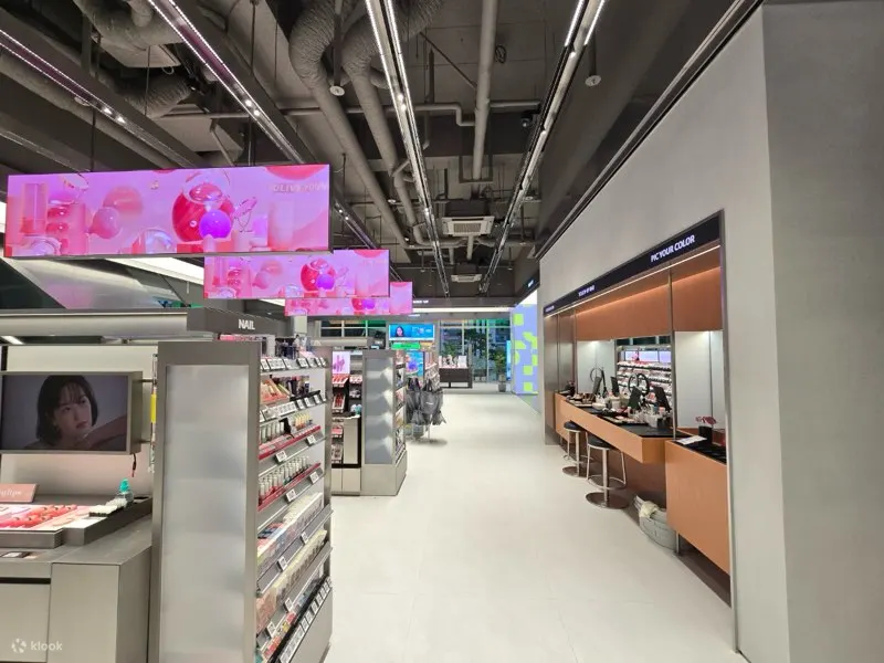 OLIVE YOUNG CENTRAL GANGNAM TOWN 2F