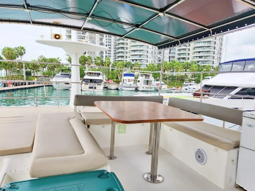 Luxury leviathan 888 4 hours rental charter yacht seas cruise Zenithyachtcharters