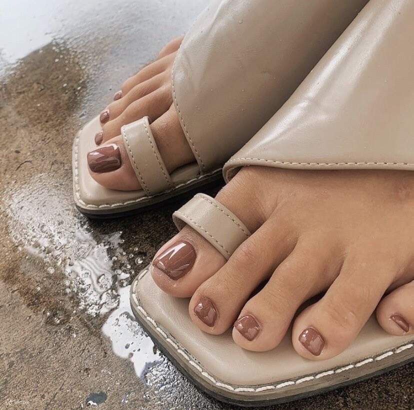 RounGe SHIBUYA, un salon de manucure populaire à Shibuya, Tokyo