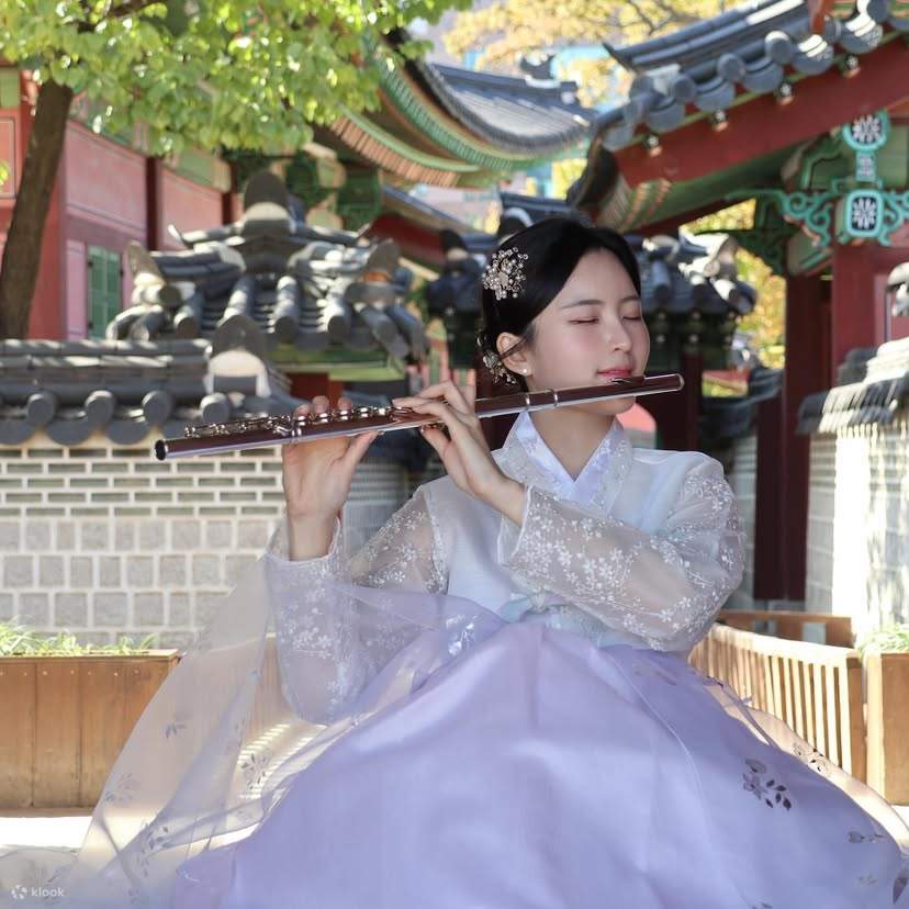 Byulgungteo Hanbok Experience Gyeongbokgung Branch