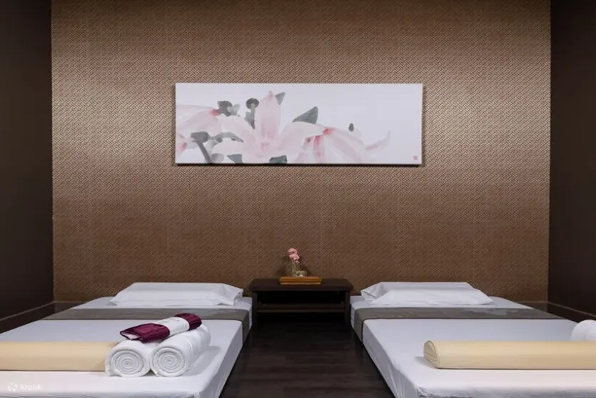 Let's Relax Spa – I'm Chinatown