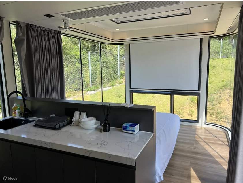 世外桃源渡假村 Glamping｜太空主题豪华露营露营车、宠物友善｜打鼓岭