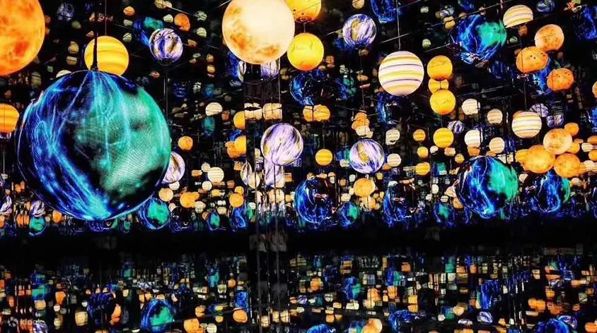 宇宙梦幻星球当背景，留下美好的记忆