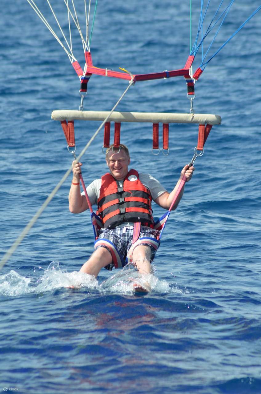 Excursión marítima a la isla Giftun Hula Hula con parasailing y almuerzo - HURGHADA