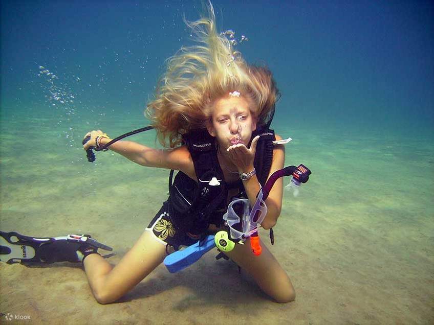 Excursión de día completo en barco para buceo para principiantes con almuerzo - Hurghada