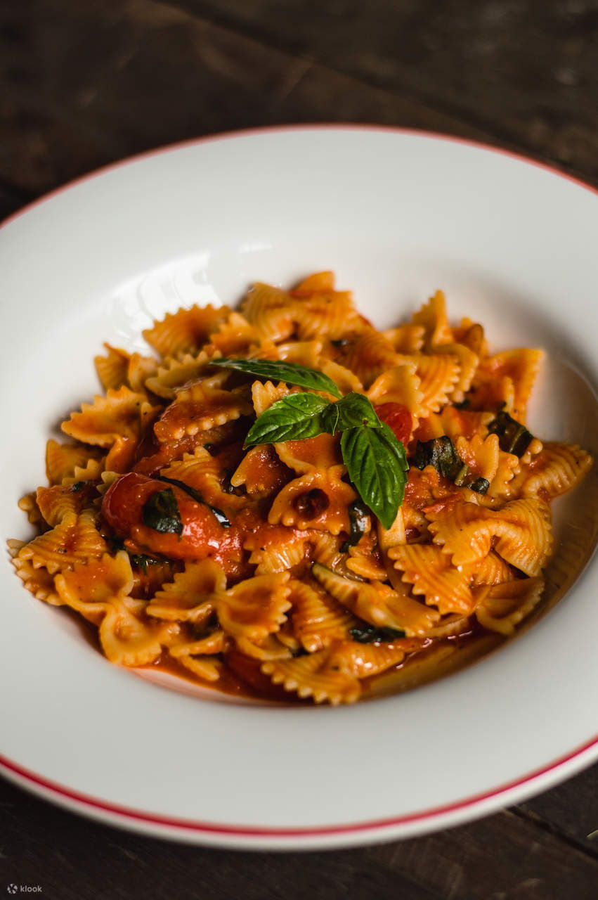 Cantina Wine Bar & Italian Kitchen in Ari, Bangkok