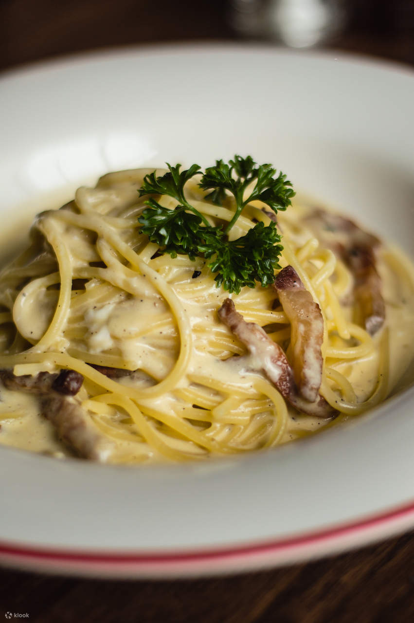 Cantina Wine Bar & Italian Kitchen in Ari, Bangkok