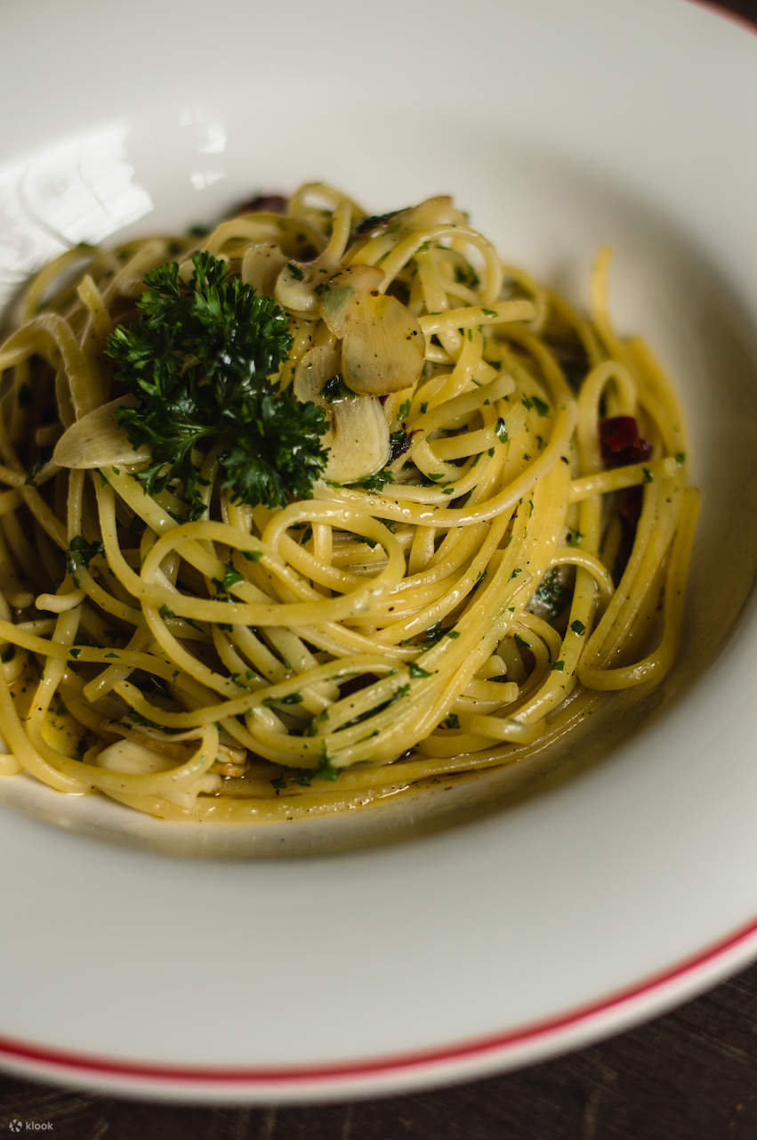 Cantina Wine Bar & Italian Kitchen in Ari, Bangkok