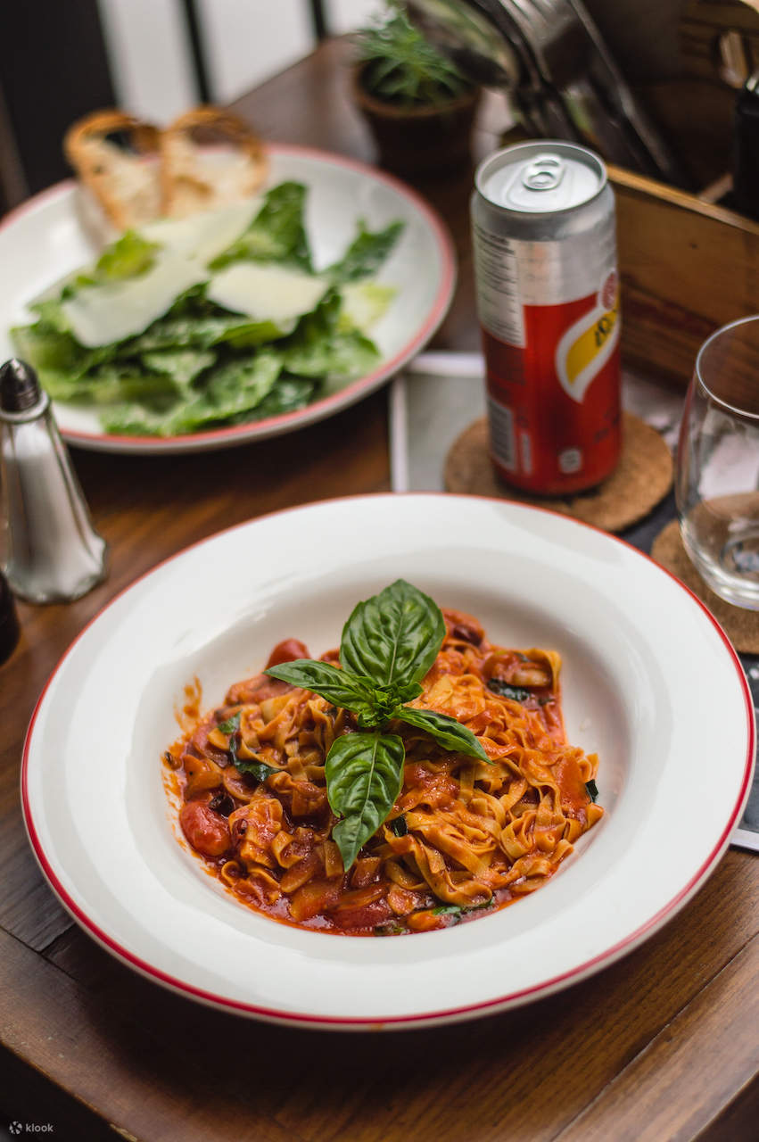 Cantina Wine Bar & Italian Kitchen in Ari, Bangkok