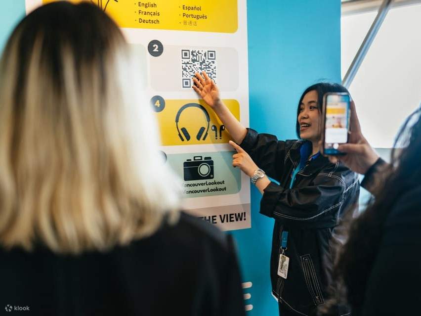 Écoutez les membres du personnel qui vous expliqueront les principaux monuments et l'histoire de la ville avec des détails pertinents.
