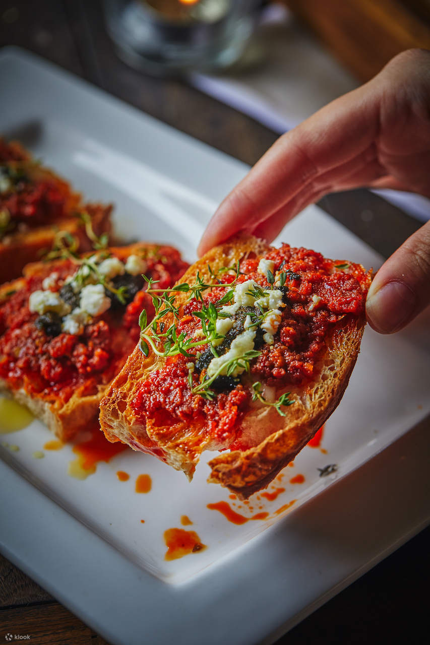 Cantina Wine Bar & Italian Kitchen in Ari, Bangkok