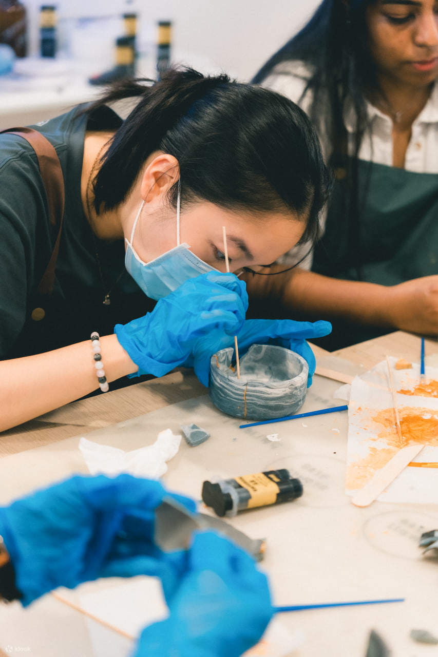 Workshop Nghệ Thuật Kintsugi kèm Buổi Học Làm Chậu Hoa Jesmonite Miễn Phí của Hey Decoupage