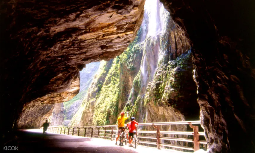 5d4n Taiwan Classic Tour Sun Moon Lake Kenting Taroko National Park Departure From Taipei