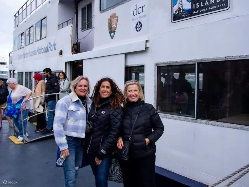 Pasee por las históricas calles de Boston, donde cada esquina cuenta una historia del pasado de Estados Unidos.