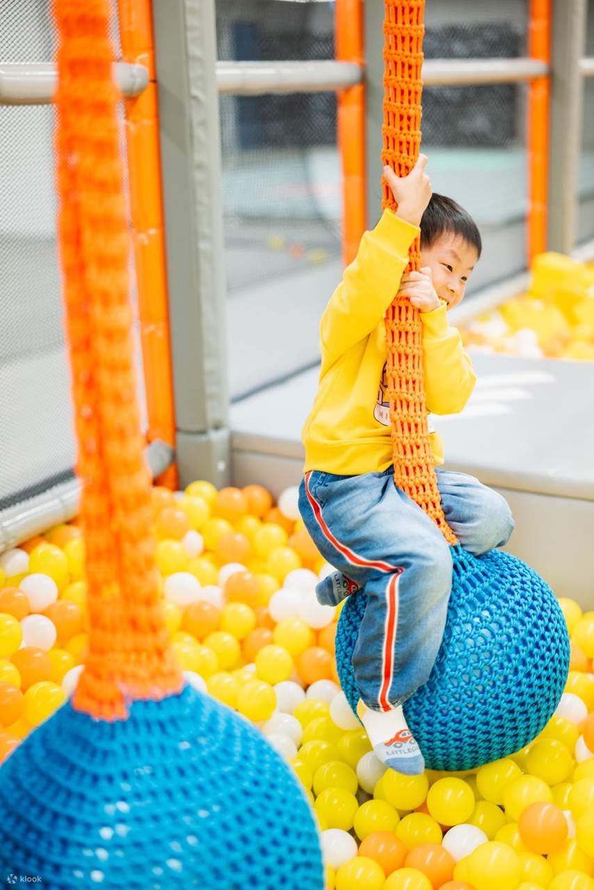 MOSKIDDOチケット｜3万フィートの子供向け共同遊び空間、香港最長の子供向け忍者道｜黄竹坑