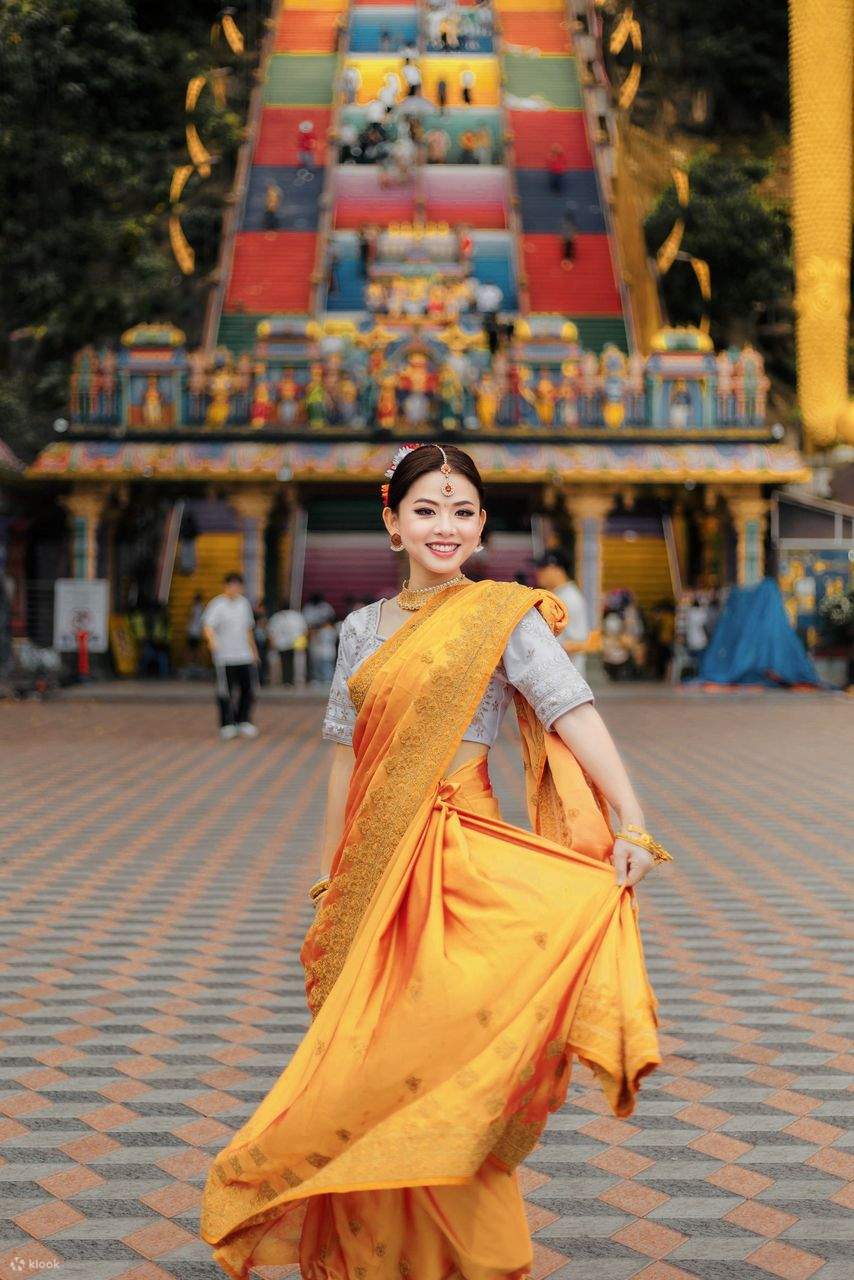 バトゥ洞窟で伝統衣装体験