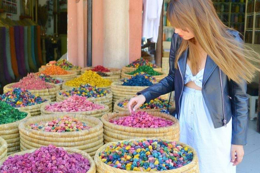 Marrakech: Permata Merah Maroko, Labirin Souk Berwarna-warni dan Vibes Eksotis yang Memikat Hati